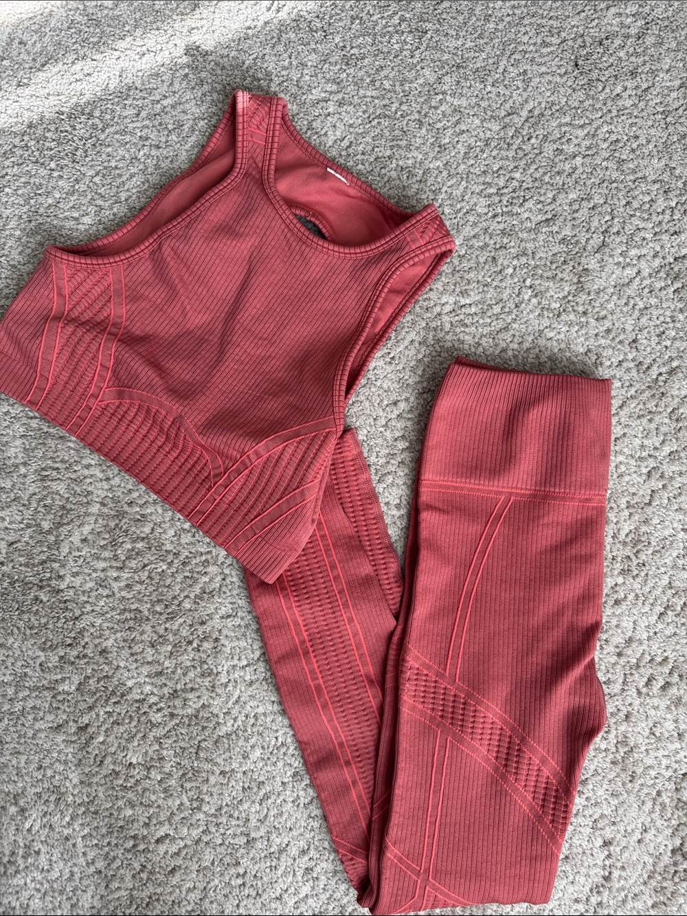 Fabletics Ribbed Workout Set - Dusty Rose